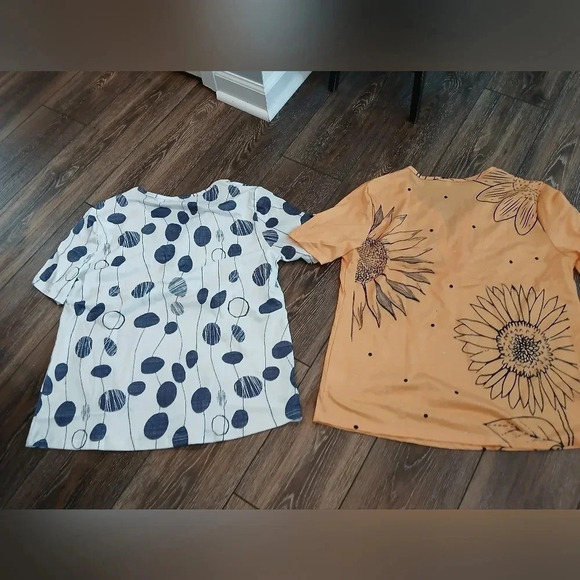 2 Sunflower print shirt sleeve tops Women's   Oversized Large NWOT - Picture 2 of 4